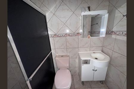 Casa para alugar com 70m², 2 quartos e sem vaga Casa para alugar com 70m², 2 quartos e sem vagaBanheiro