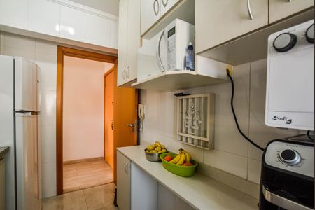 Apartamento à venda com 60m², 2 quartos e 1 vagaCozinha e Área de Serviço