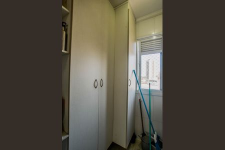 Apartamento à venda com 60m², 2 quartos e 1 vagaCozinha e Área de Serviço