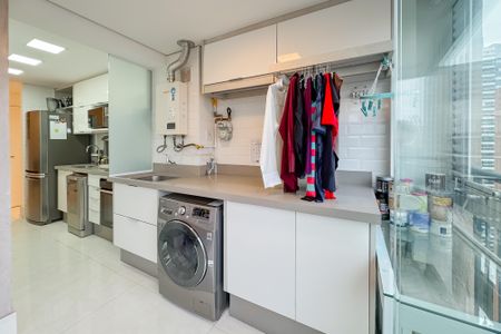 Apartamento à venda com 70m², 2 quartos e 1 vagaÁrea de Serviço