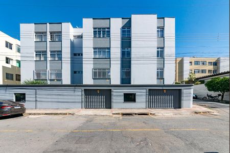 Apartamento à venda com 110m², 3 quartos e 1 vagaFachada