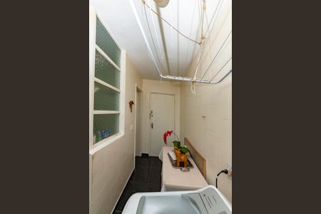 Apartamento à venda com 110m², 3 quartos e 1 vagaÁrea de Serviço