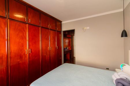 Casa à venda com 154m², 3 quartos e 2 vagasSuíte 2