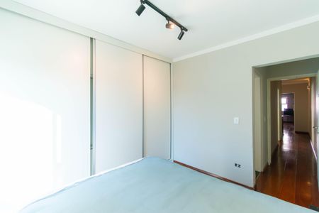 Casa à venda com 154m², 3 quartos e 2 vagasSuíte 1