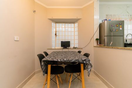 Casa à venda com 154m², 3 quartos e 2 vagas Copa