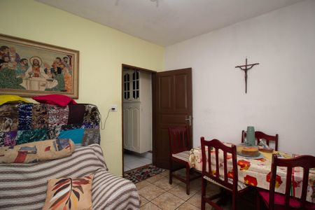 Casa à venda com 150m², 4 quartos e 1 vagaSala casa 2