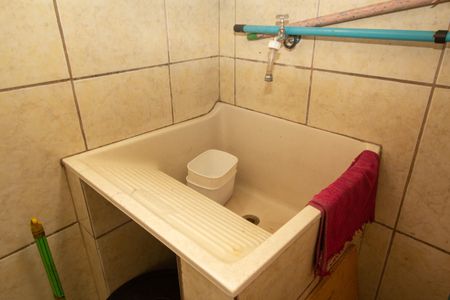 Casa à venda com 150m², 4 quartos e 1 vagaÁrea de Serviço