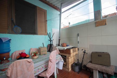 Casa à venda com 150m², 4 quartos e 1 vagaÁrea de Serviço Casa 2