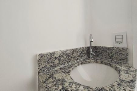 Apartamento à venda com 62m², 3 quartos e 1 vagaBanheiro Social