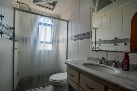Apartamento à venda com 130m², 3 quartos e 2 vagasBanheiro Social