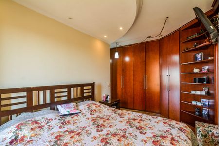 Apartamento à venda com 130m², 3 quartos e 2 vagasSuíte