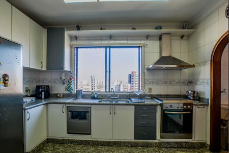 Apartamento à venda com 130m², 3 quartos e 2 vagasCozinha