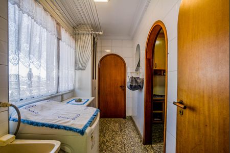 Apartamento à venda com 130m², 3 quartos e 2 vagasÁrea de Serviço