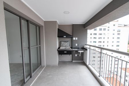 Apartamento à venda com 46m², 1 quarto e 1 vaga Apartamento à venda com 46m², 1 quarto e 1 vagaVaranda