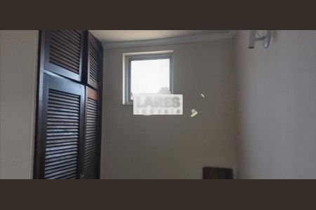 Casa à venda com 220m², 3 quartos e 2 vagas