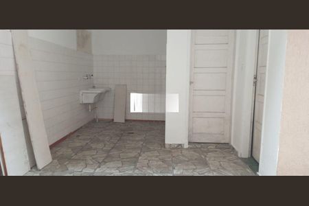 Casa à venda com 220m², 3 quartos e 2 vagas