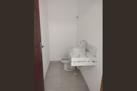 Casa à venda com 250m², 3 quartos e 2 vagas