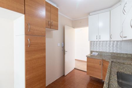Apartamento à venda com 72m², 2 quartos e 2 vagasCozinha