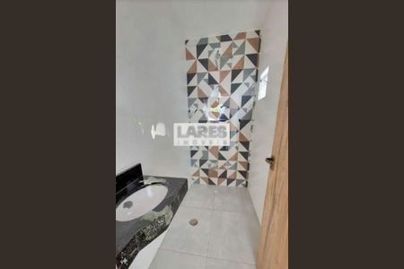 Casa à venda com 140m², 3 quartos e 2 vagas