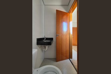 Apartamento à venda com 127m², 2 quartos e 2 vagasBanheiro da suíte