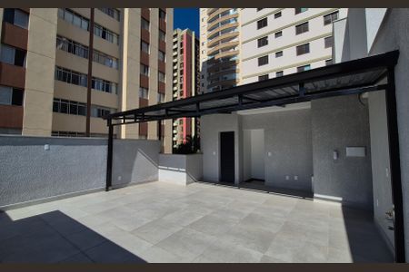 Apartamento à venda com 127m², 2 quartos e 2 vagasCobertura