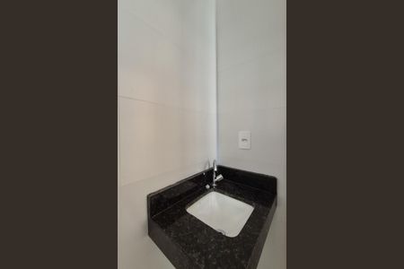 Apartamento à venda com 127m², 2 quartos e 2 vagasBanheiro da suíte