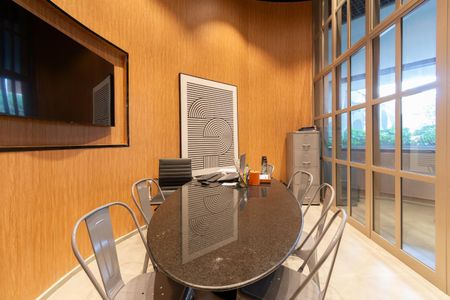 Apartamento à venda com 71m², 2 quartos e 1 vaga Apartamento à venda com 71m², 2 quartos e 1 vagaÁrea comum - Sala de Reunião