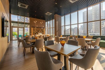 Apartamento à venda com 71m², 2 quartos e 1 vaga Apartamento à venda com 71m², 2 quartos e 1 vagaÁrea comum - Salão de festas