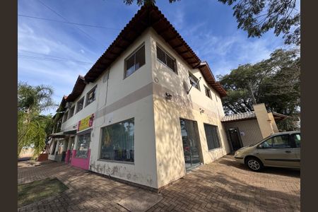 Apartamento para alugar com 60m², 2 quartos e 1 vaga Apartamento para alugar com 60m², 2 quartos e 1 vagaFachada