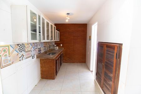 Casa à venda com 180m², 3 quartos e 1 vagaCozinha
