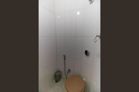 Casa à venda com 180m², 3 quartos e 1 vagaBanheiro de serviço