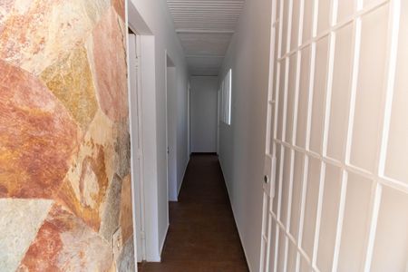 Casa à venda com 180m², 3 quartos e 1 vagaCorredor 