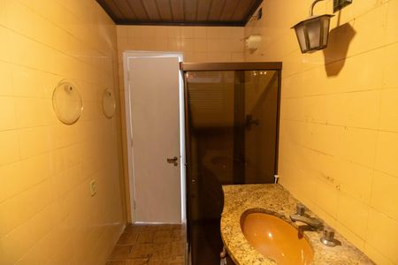 Casa à venda com 180m², 3 quartos e 1 vagaBanheiro