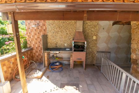 Casa à venda com 180m², 3 quartos e 1 vagaÁrea externa