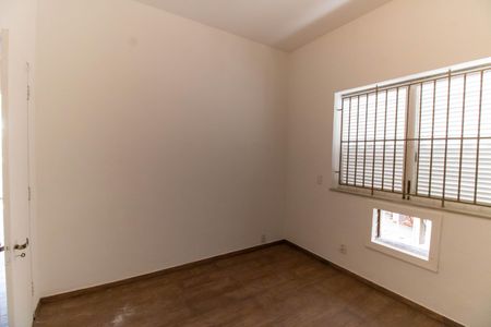 Casa à venda com 180m², 3 quartos e 1 vagaQuarto 1