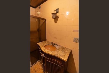 Casa à venda com 180m², 3 quartos e 1 vagaBanheiro