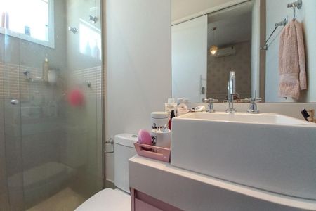 Casa de condomínio à venda com 260m², 4 quartos e 4 vagasBanheiro da Suíte 3