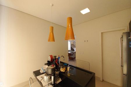 Casa de condomínio à venda com 260m², 4 quartos e 4 vagasCozinha