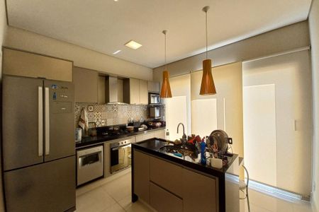 Casa de condomínio à venda com 260m², 4 quartos e 4 vagasCozinha