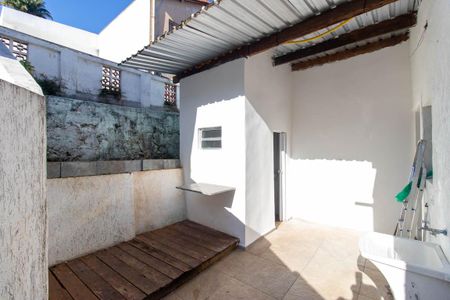 Casa de condomínio para alugar com 70m², 3 quartos e 1 vagaÁrea de Serviço