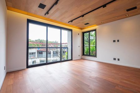 Casa à venda com 450m², 5 quartos e 4 vagasSala 2