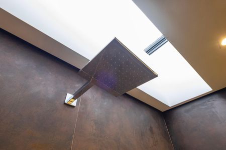 Casa à venda com 450m², 5 quartos e 4 vagasSuíte 4 - Banheiro