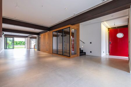 Casa à venda com 450m², 5 quartos e 4 vagasSala/Cozinha