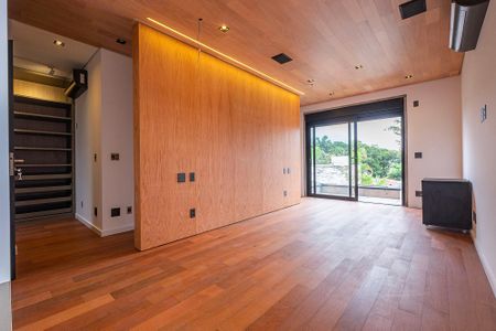 Casa à venda com 450m², 5 quartos e 4 vagasSuíte 1