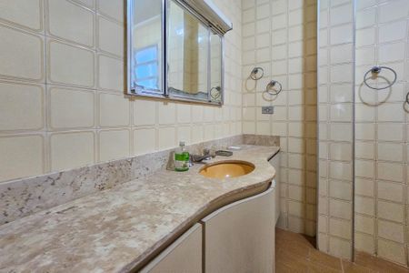 Apartamento para alugar com 180m², 4 quartos e 1 vagaBanheiro