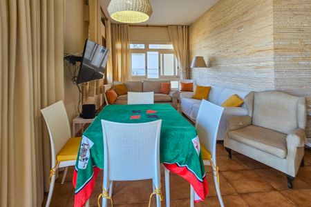 Apartamento para alugar com 180m², 4 quartos e 1 vagaSala