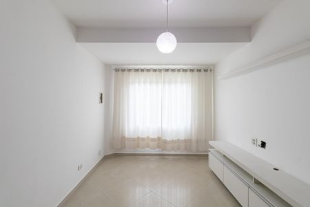 Casa para alugar com 134m², 3 quartos e 2 vagasSala