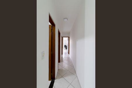 Casa para alugar com 134m², 3 quartos e 2 vagasCorredor