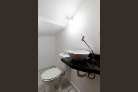 Casa para alugar com 134m², 3 quartos e 2 vagasLavabo da sala