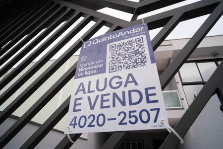 Casa à venda com 200m², 3 quartos e 2 vagasFachada